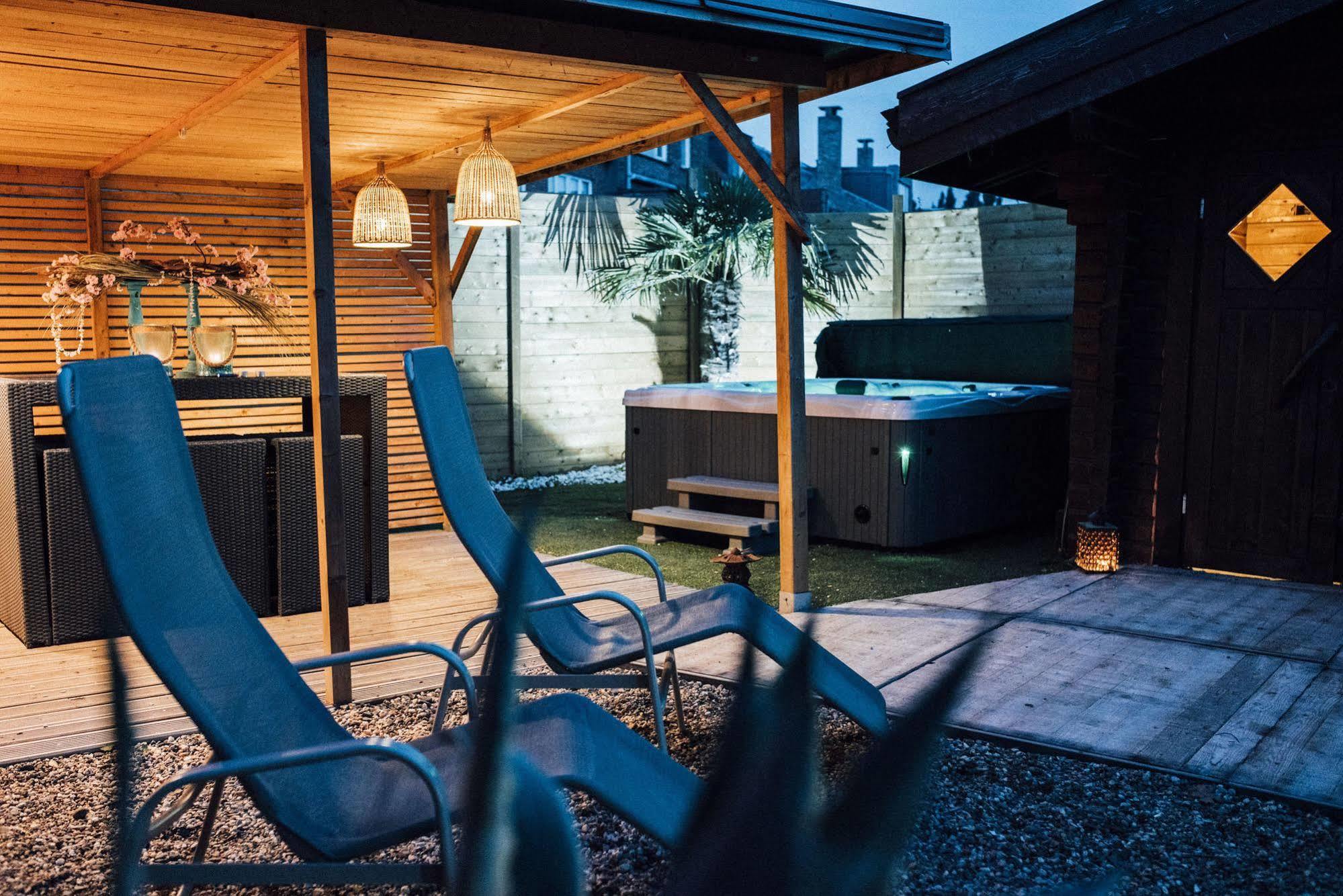 A Dream & Massages Bed & Breakfast Bruges